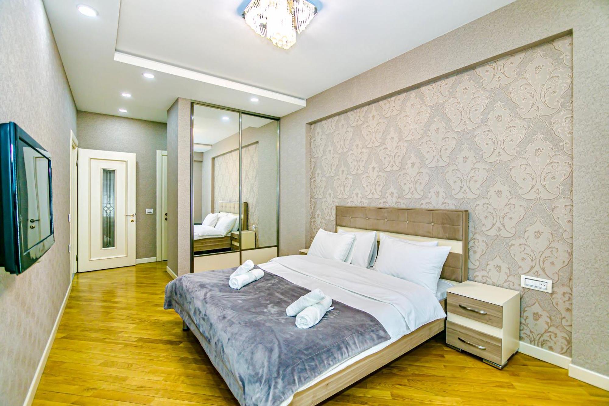 Park Azure Vip Apartment By Baku Housing Bagian luar foto