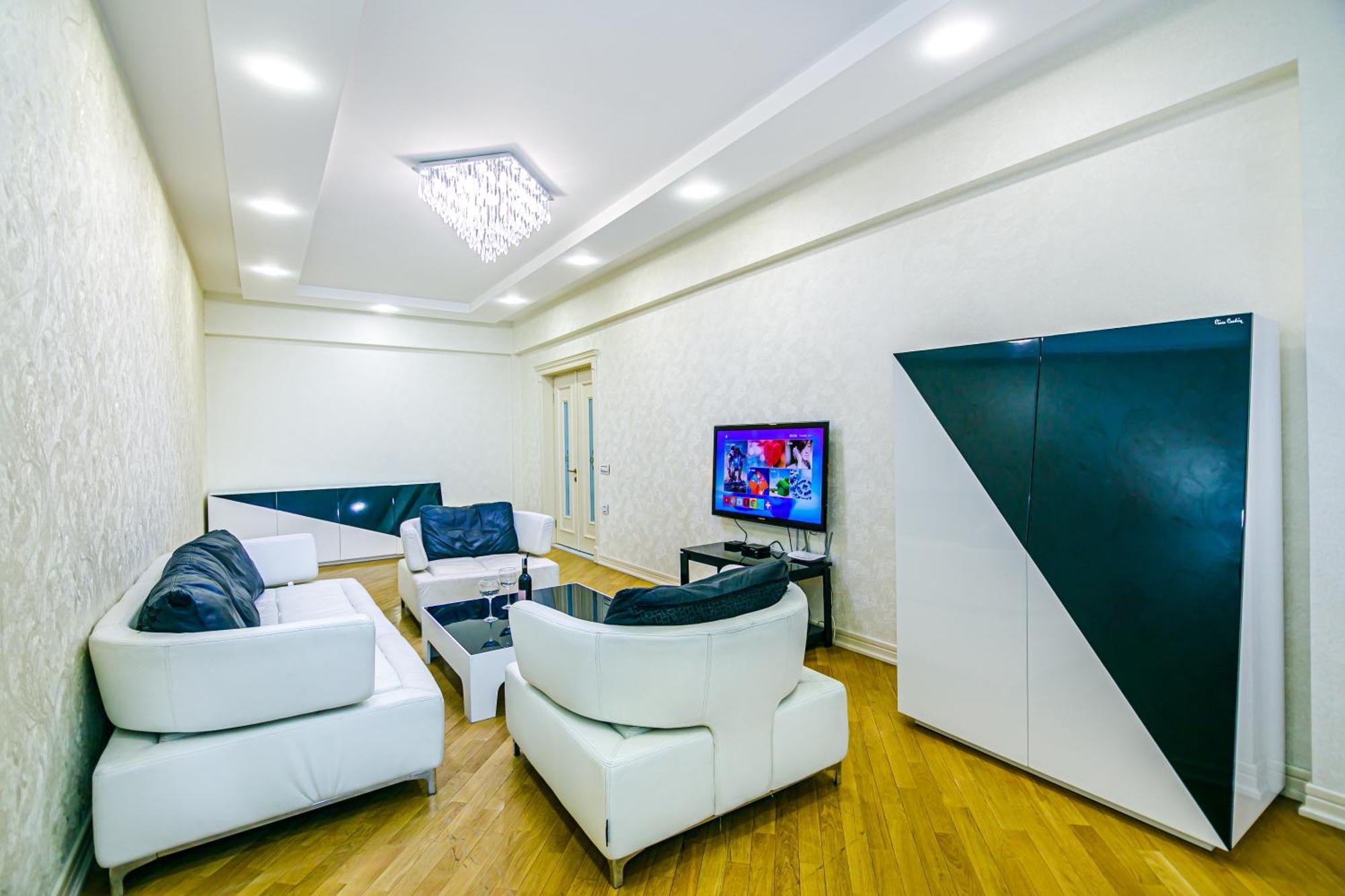 Park Azure Vip Apartment By Baku Housing Bagian luar foto