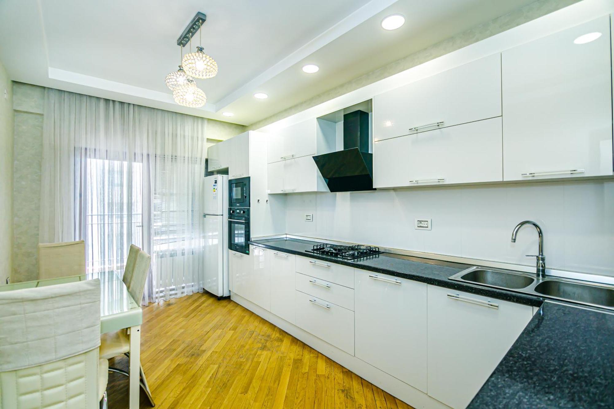Park Azure Vip Apartment By Baku Housing Bagian luar foto